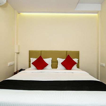 Super Capital O Siddartha Grand Hotell Vijayawāda Exteriör bild